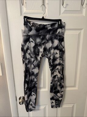 Womens Lululemon Leggings Size 8